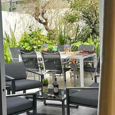 Pátio Privado Com Churrasqueira By Em Figueira *